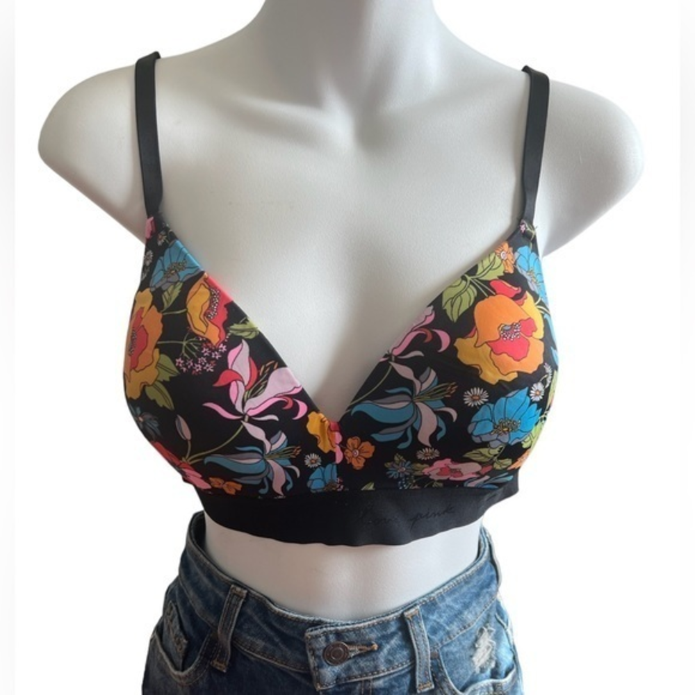PINK Wear Everywhere Wireless Lightly Lined Black‎ Floral Bra 36C